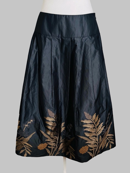 Juliana Collezione Dresses & Skirts - Juliana Collezione Gray Gold Embroidered Midi Skirt Size 8